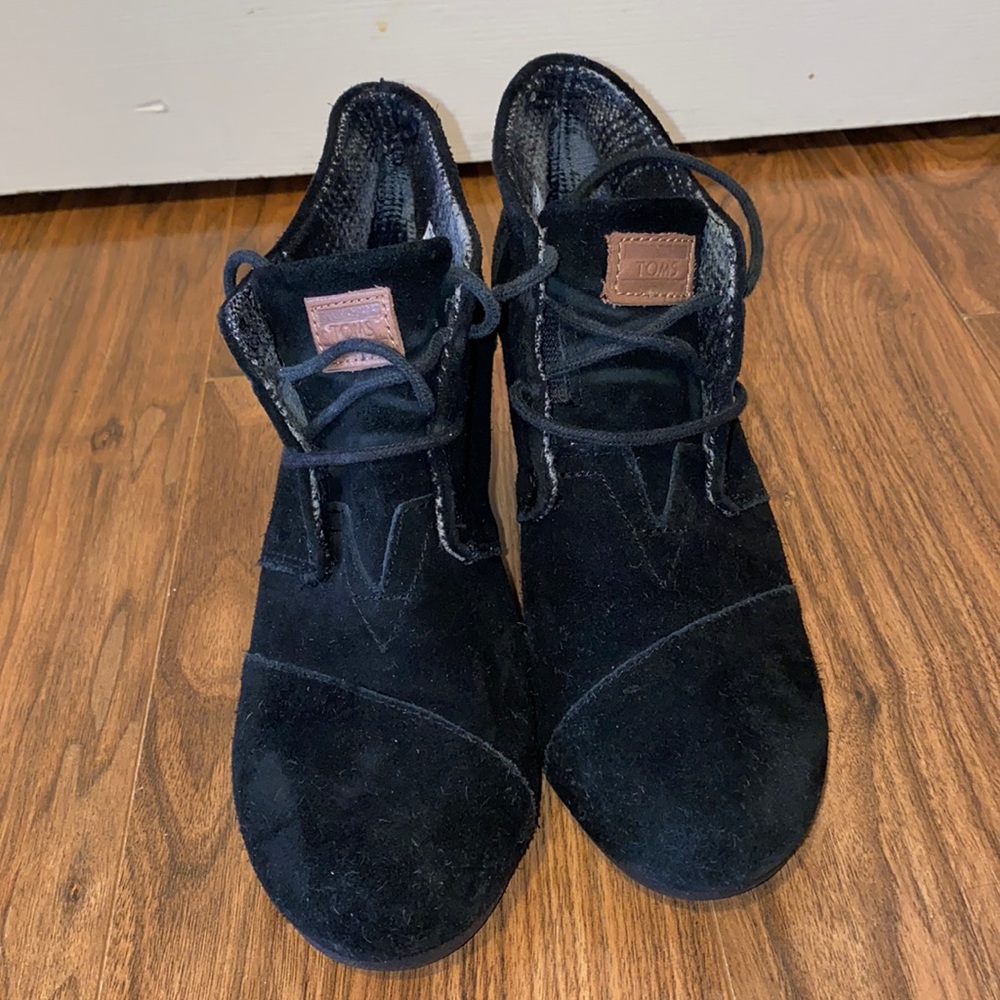 Toms Wedge Booties